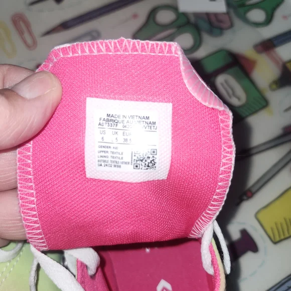 Converse Chuck Taylor High Tops - Pastel Rainbow Tie-Dye - Picture 3 of 4